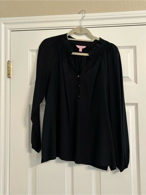 Lilly Pulitzer Elsa Silk Blouse, Onyx, size L, EUC